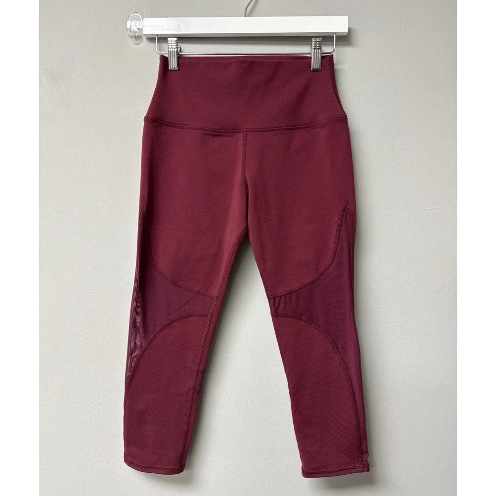 Alo Yoga High Waist Coast Capri Leggings Juneberry Womens S Activewear Gym EUC
